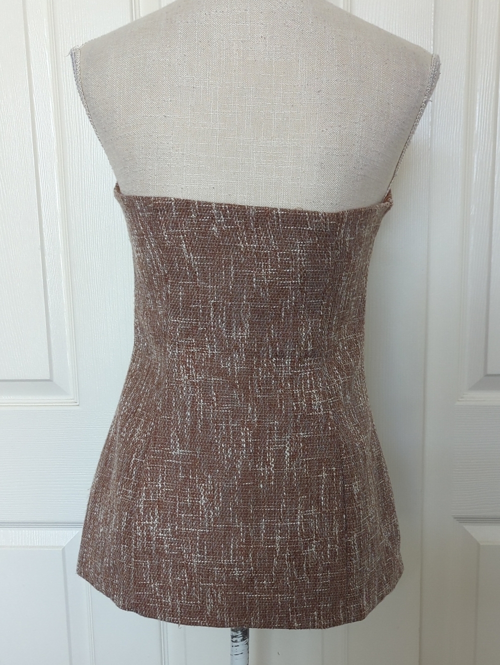 Missguided Textured Buttoned Bandeau Vest with Pocket Detail - Picture 9 of 11